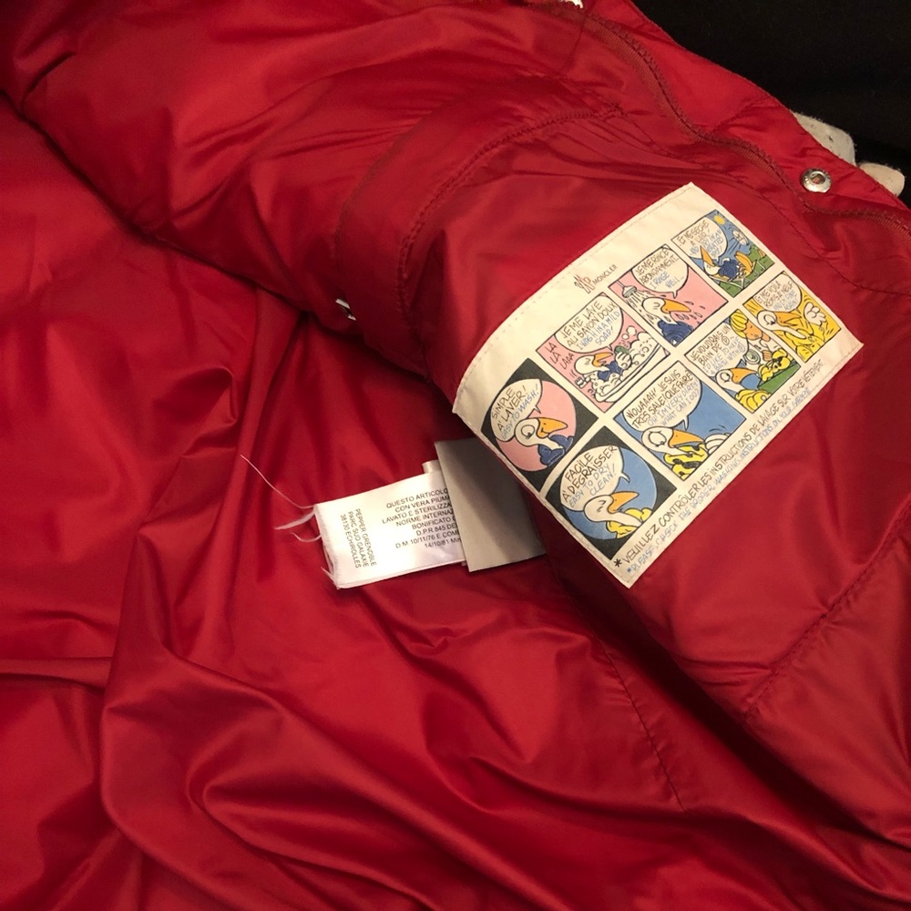 Moncler vest - Picture 6 of 8